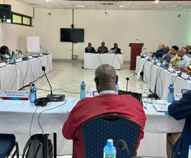 Opening plenary for day 2