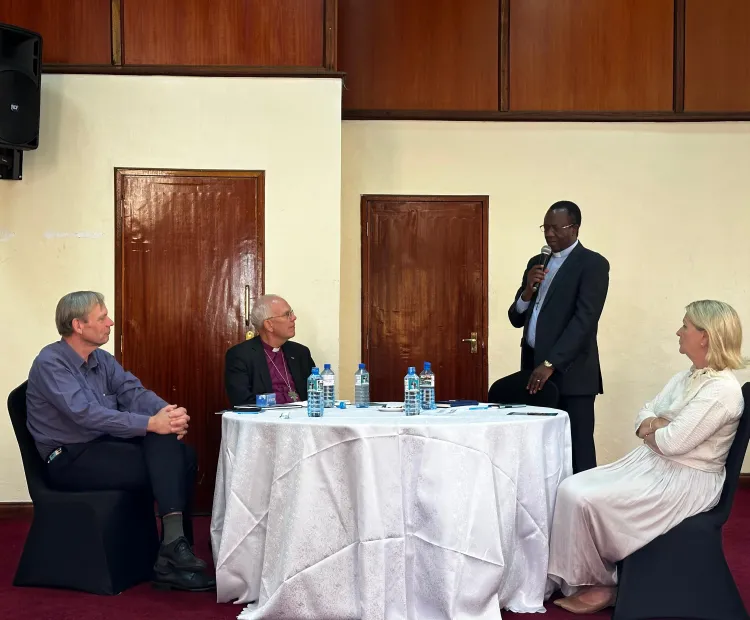 GS welcoming the guests